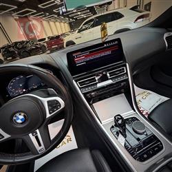 بي ام دبليو 8 الفئة